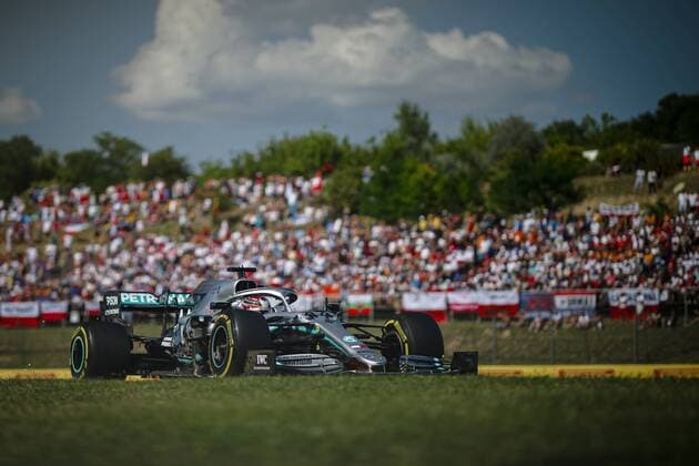 August 4, 2019, Budapest, Hungary: Mercedes AMG Petronas F1 Team™s British driver Lewis Hamilton competes during the Hungarian F1 Grand Prix race at Hungaroring. Formula 1, Hungarian Grand Prix in Budapest, Hungary - 04 Aug 2019 - ZUMAs197 20190804_zaa_s197_132 Copyright: xJurexMakovecx