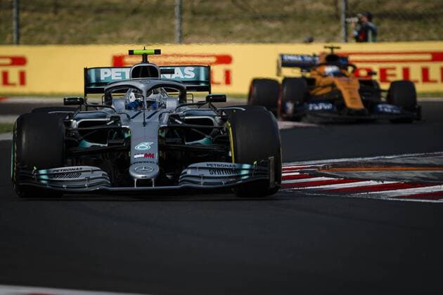 August 4, 2019, Budapest, Hungary: Mercedes AMG Petronas F1 Team™s Finnish driver Valtteri Bottas (L) and McLaren F1 Team™s Spanish driver Carlos Sainz compete during the Hungarian F1 Grand Prix race at Hungaroring. Formula 1, Hungarian Grand Prix in Budapest, Hungary - 04 Aug 2019 - ZUMAs197 20190804_zaa_s197_145 Copyright: xJurexMakovecx