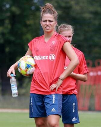 Melanie Leupolz Womens Football 05 08 2019 Campus FC Bayern Munich Womens Training