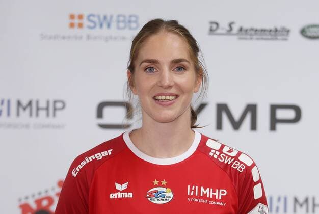 Stuttgart , Handball photo opportunity SG BBM Bietigheim , Laura van der Heijden