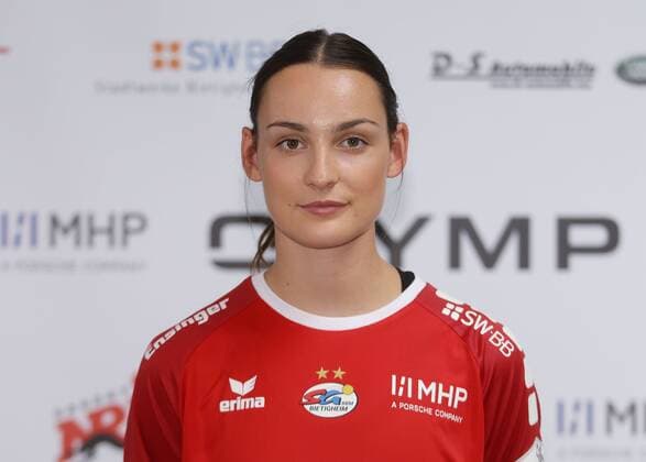 Stuttgart , Handball photo opportunity SG BBM Bietigheim , Leonie Patorra