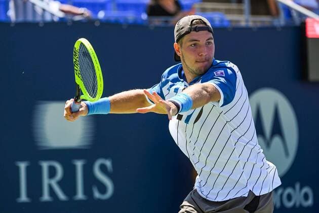 MONTREAL, QC - AUGUST 05: Jan-Lennard Struff (GER) gets ready to return the ball during the ATP, Tennis Herren Coupe Rogers first round match on August 5, 2019 at IGA Stadium in Montreal, QC (Photo by David Kirouac Icon Sportswire) TENNIS: AUG 05 Coupe Rogers Icon190805027