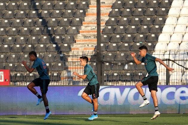 THESSALONIKI, 05-08-2019, Pre game Paok - Ajax. Champions League pre season 2019 2020. Ajax player David Neres (L) Ajax player Lisandro Martinez (C) and Ajax player Edson Alvarez (R) during training. Ajax in Thessaloniki x4051037x Copyright: