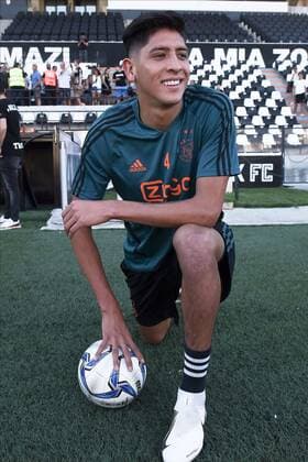 THESSALONIKI, 05-08-2019, Pre game Paok - Ajax. Champions League pre season 2019 2020. Ajax player Lisandro Martinez on the sidelines during training. Ajax in Thessaloniki x4051045x Copyright: