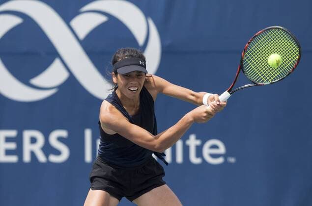 (190806) -- TORONTO, Aug. 6, 2019 -- Su-Wei Hsieh(L) of Chinese Taipei returns the ball during the first round of women s singles match against Sofia Kenin of the United States at the 2019 Rogers Cup in Toronto, Canada, Aug. 5, 2019. ) (SP)CANADA-TORONTO-TENNIS-ROGERS CUP-WOMEN S SINGLES ZouxZheng 