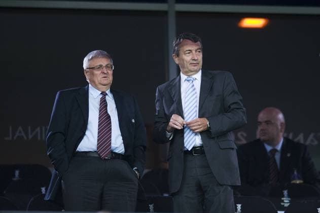 World Cup scandal Switzerland complains ex DFB bosses Niersbach and Zwanziger about archive photo DFB president Dr Theo ZWANZIGER li with DFB secretary general Wolfgang NIERSBACH on the tribune, football UEFA Cup final 2009, Schachtjor Donezk UKR SV Werder Bremen GER 2 1 n V , on 20 05 2009 in Istanbul, season0809