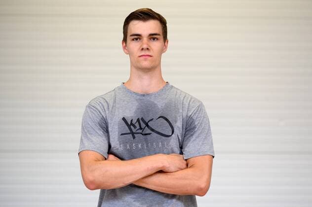 Training kick-off Science City Jena on 5 8 2019 for the season 2019 2020 in the BARMER 2 Basketball Bundesliga ProA Joschka Ferner Jena , Portrait across arms crossed training hall Sparkassen Arena