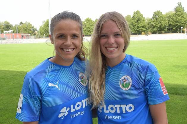 06 08 2019 Frankfurt am Main, Stadion am Brentanobad Season 2019 2020, 1 Bundesliga, FLYERALARM Womens Bundesliga 1 FFC Frankfurt Photo shoot Laura Feiersinger 27, FFC Frankfurt , Gidion, Margarita 7, FFC Frankfurt emspor, DFL regulations prohibit any use of photographs as image sequences and or quasi video