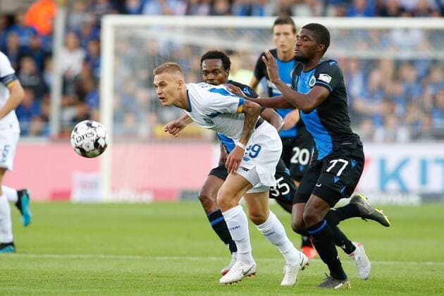 Dynamo s Vitaliy Buyalskyi and Club s Clinton Mata fight for the ball during a game between Belgian soccer team Club Brugge and Ukrainian club Dynamo Kyiv, in the third qualifying round of the UEFA Champions League competition, Tuesday 06 August 2019 in Brugge. BRUNOxFAHY  x05639426x