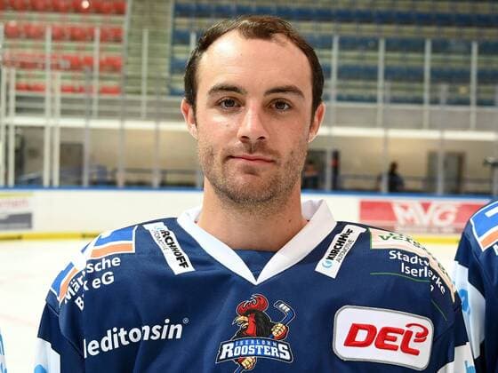 Iserlohn, Germany, 06 08 2019, season 2019 2020, DEL, Iserlohn Roosters, team photo and player portraits, Ryan OÕConnor Iserlohn watching Iserlohn North Rhine Westphalia Germany eu images 09 521 023873 eu-images-521