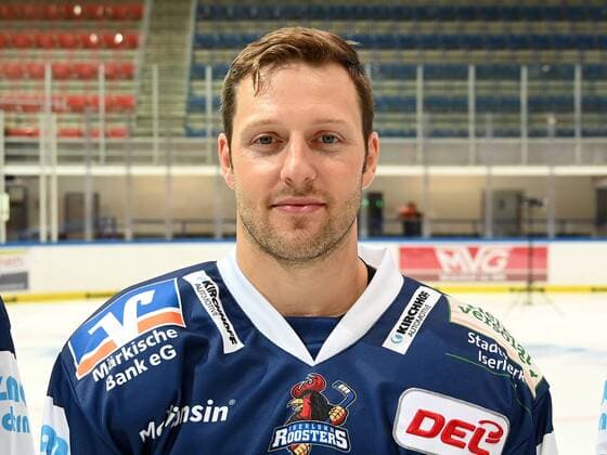 Iserlohn, Germany, 06 08 2019, season 2019 2020, DEL, Iserlohn Roosters, team photo and player portraits, Robert Bobby Raymond Iserlohn watching Iserlohn North Rhine Westphalia Germany eu images 09 521 023877 eu-images-521