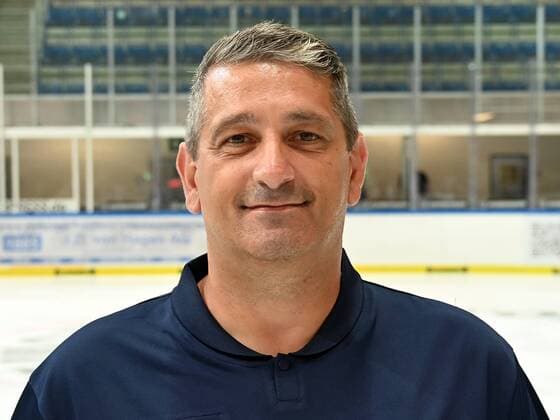 Iserlohn, Germany, 06 08 2019, season 2019 2020, DEL, Iserlohn Roosters, team photo and player portraits, team manager Andre Grillo watching Iserlohn North Rhine Westphalia Germany eu images 09 521 023915 eu-images-521