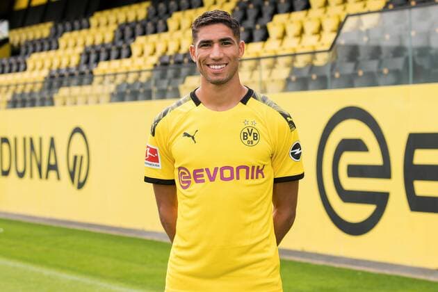 Achraf Hakimi Borussia Dortmund 1 BL, portrait date 2019 2020 Team2