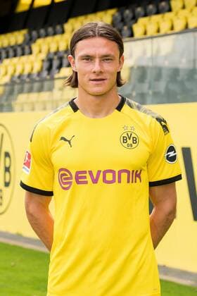 Nico Schulz Borussia Dortmund 1 BL, portrait date 2019 2020 Team2