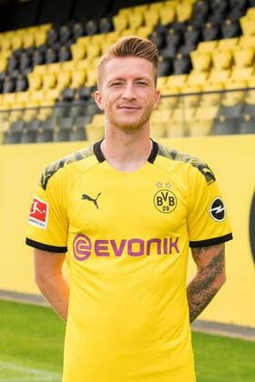 Marco Reus Borussia Dortmund 1 BL, portrait date 2019 2020 Team2