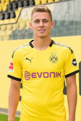 Thorgan Hazard Borussia Dortmund 1 BL, portrait date 2019 2020 Team2