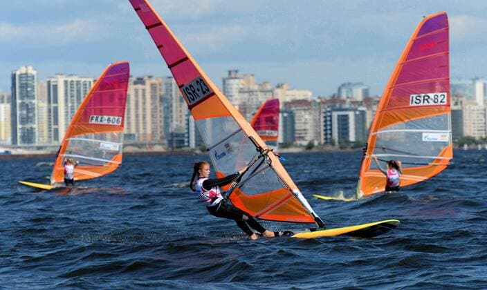 Bilder des Jahres 2019, Sport 08 August Sport Themen der Woche KW32 Sport Bilder des Tages Russia, St. Petersburg, August 6, 2019. Performance of athletes at the World Championship, WM, Weltmeisterschaft among juniors in windsurfing class RS: X .