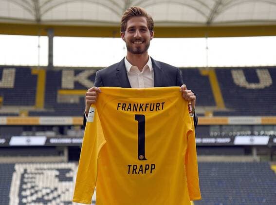 07 08 2019, xhbx, Football 1 Bundesliga, Eintracht Frankfurt Press conference Kevin Trapp emspor, v l Kevin Trapp Eintracht Frankfurt DFL DFB REGULATIONS PROHIBIT ANY USE OF PHOTOGRAPHS as IMAGE SEQUENCES and or QUASI VIDEO Frankfurt am Main