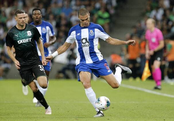 KRASNODAR, RUSSIA - AUGUST 7, 2019: Krasnodar s Marcus Berg (L) and Porto s Pepe in action in the 2019 20 UEFA Champions League third qualifying round match between FC Krasnodar and FC Porto at Krasnodar Stadium. Valery Matytsin TASS  TS0B5B46