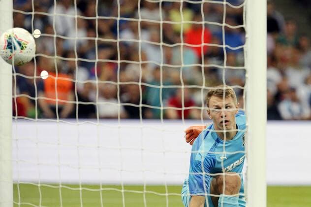 Sport Bilder des Tages KRASNODAR, RUSSIA - AUGUST 7, 2019: Krasnodar s goalkeeper Matvei Safonov concedes a goal in the 2019 20 UEFA Champions League third qualifying round match between FC Krasnodar and FC Porto at Krasnodar Stadium. Valery Matytsin TASS  TS0B5B55