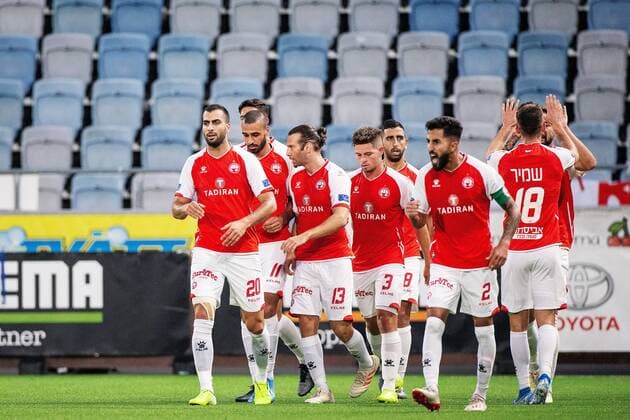 190808 Players of of Hapoel Beer Sheva celebrates after 1 1 during the UEFA Europa League qualifying match between IFK Norrköping and Hapoel Beer Sheva on August 8, 2019 in Norrköping Photo Josefine Loftenius BILDBYRAN Cop 111 bbeng fotboll football soccer europa league qualification round 3 ifk norrköping hapoel beer sheva jubel,  Copyright: JOSEFINExLOFTENIUS BB190808BB217