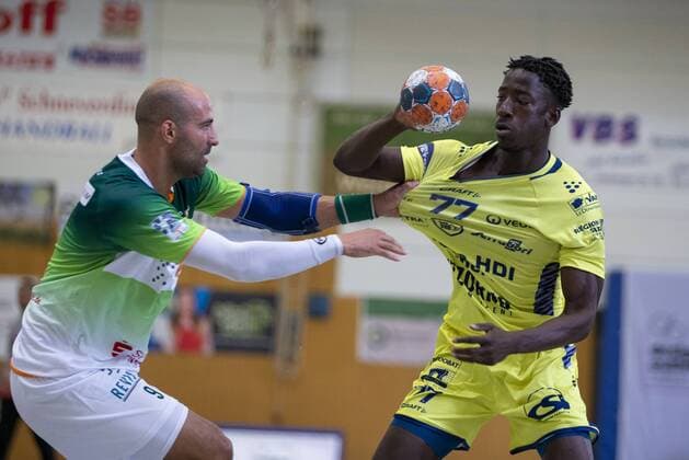 HSG Wetzlar vs. St Raphael Var, International Heide Cup 2019, Schneverdingen 09 08 19 David Epononh St Raphael Var, 77 vs. Joao Ferraz HSG Wetzlar, 09 Copyright: xBEAUTIFULxSPORTS MarioxM.xKobergx