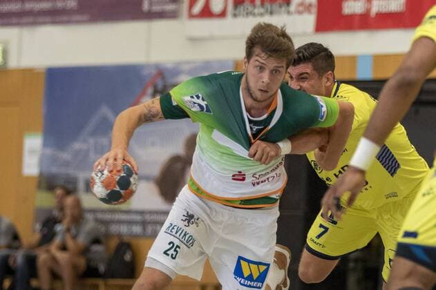 HSG Wetzlar vs. St Raphael Var, International Heide Cup 2019, Schneverdingen 09 08 19 Olle Forsell Schefvert HSG Wetzlar, 25 vs. Alexandru Simicu St Raphael Var, 07 Copyright: xBEAUTIFULxSPORTS MarioxM.xKobergx