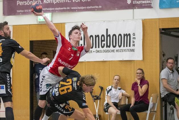 Hamburger Sport Verein vs. IFK Kristianstad, 11 International Heide Cup 2019, Schneverdingen 09 08 19 Leif Tissier HSV Hamburg, 07 vs. Valter Chrintz IFK Kristianstad, 26 Copyright: xBEAUTIFULxSPORTS MarioxM.xKobergx