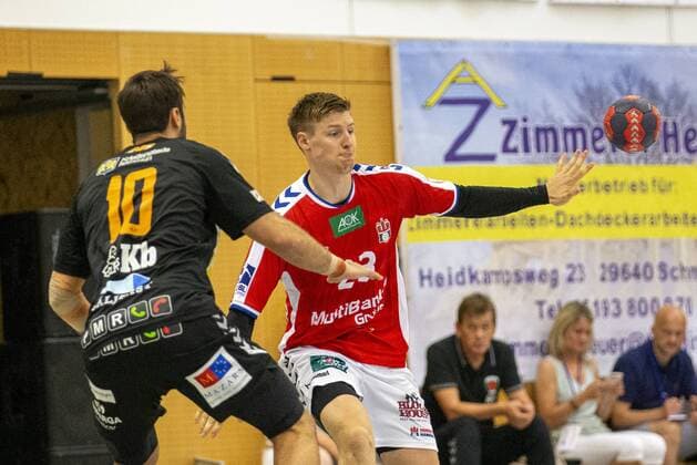 Hamburger Sport Verein vs IFK Kristianstad, 11 International Heide Cup 2019, Schneverdingen 09 08 19 Jan Forstbauer HSV Hamburg, 23 against Marc Canellas IFK Kristianstad, 10 Copyright: xBEAUTIFULxSPORTS MarioxM.xKobergx