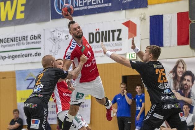Hamburger Sport Verein vs IFK Kristianstad, 11 International Heide Cup 2019, Schneverdingen 09 08 19 Jan Forstbauer HSV Hamburg, 23 against Emil Hansson IFK Kristianstad, 02 and Ludwig Jurmala Astroem IFK Kristianstad, 25 Copyright: xBEAUTIFULxSPORTS MarioxM.xKobergx