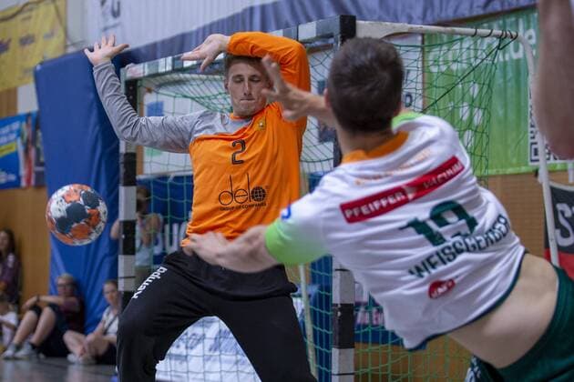 HSG Wetzlar vs. National Team Russia, 11 International Heide Cup 2019, Schneverdingen 10 08 19 Lars Weissgerber HSG Wetzlar, 19 vs. Denis Zabolotin Russian National Team, 02 Copyright: xBEAUTIFULxSPORTS MarioxM.xKobergx