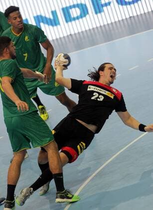 10.08.2019 Skopje(North Macedonia) Germany-Brazil Vlll IHF men s handball Youth U19 Under19 World Championship, WM, Weltmeisterschaft Benedikt Damm(R)Germany,Marcos Ribeiro(C) Brazil : 