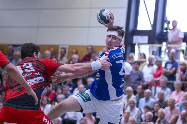 Fuechse Berlin vs. Hamburger Sport Verein Hamburg, 11 International Heide Cup 2019, Schneverdingen 10 08 19 Philipp Bauer HSV Hamburg, 22 against Mijajlo Marsenic Fuechse Berlin, 93 Copyright: xBEAUTIFULxSPORTS MarioxM.xKobergx