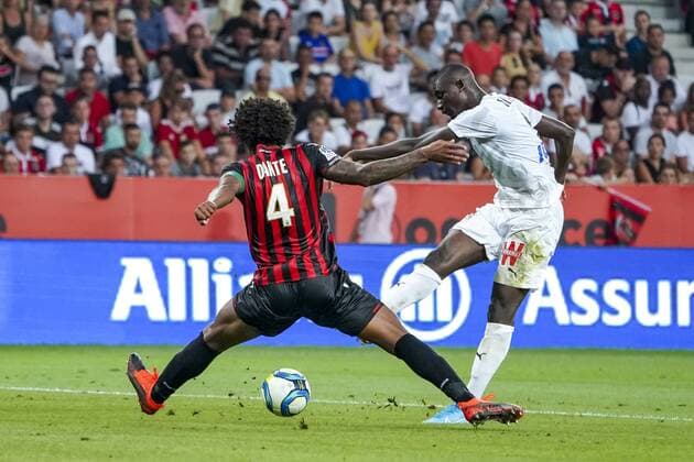 Sehrou Guidassy (Amiens SC) - Dante (OGC Nice) FOOTBALL : OGC Nice vs Amiens SC - Nice - 10 08 2019 NorbertScanella PanoramiC 