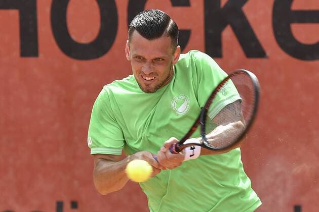 GER, Tennis Point Bundesliga, 1BL, Badwerk Gladbacher HTC 1 vs TK GW Mannheim 1 11 08 2019, An den Holter Sportstätten, Moenchengladbach, GER, Tennis Point Bundesliga, 1BL, Badwerk Gladbacher HTC 1 vs TK GW Mannheim 1, pictured Tobias Kamke GER TK GW Mannheim 1 nph Mauelshagen nph00321