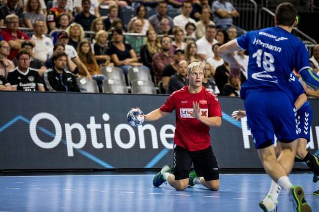 Heroes of Handball 2019 VfL Gummersbach Aalborg Handbold Janus Smarason 3, Aalborg Handbold Heroes of Handball 2019 VfL Gummersbach Aalborg Handbold Koeln, Lanxessarena Copyright: xBEAUTIFULxSPORTS Wunderlx