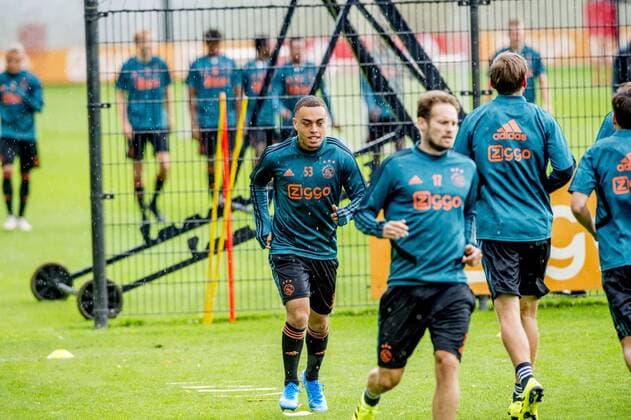 12-08-2019 VOETBAL: TRAINING AJAX: AMSTERDAM Sergino Dest (Ajax) Foto: SCS Michel Utrecht xVIxVIxImagesx xSoenarxChamidxsportfotografiexIVx 200919625