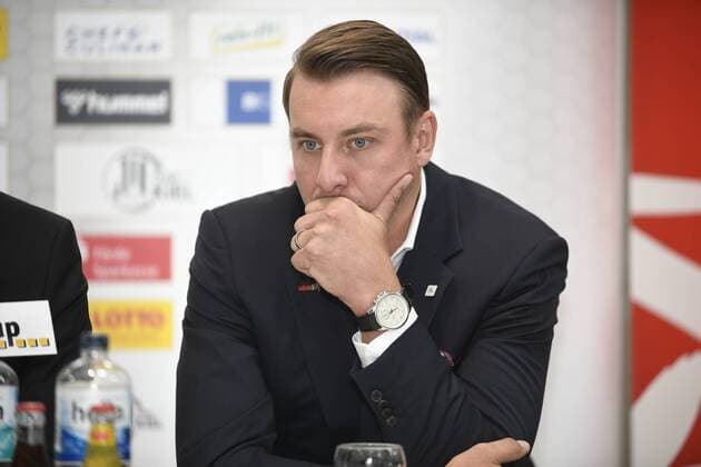 THW coach Filip Jicha, handball, men, THW Kiel, Bundesliga, press conference, 13 08 19 Kiel Showroom Süverkrup Schleswig Holstein Germany