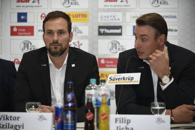 Viktor Szilagyi Managing Director Sports with THW Trainer Filip Jicha, Handball, Men, THW Kiel, Bundesliga, Press Conference, 13 08 19 Kiel Showroom Süverkrup Schleswig Holstein Germany