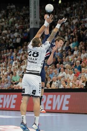 Handball Rewe Cup THW Kiel Paris Saint Germain, Kiel, 14 8 2019 Sander Sagosen Paris, 10 in jump shot against Pavel Horak Kiel, 28 Copyright: xBEAUTIFULxSPORTS DRPx