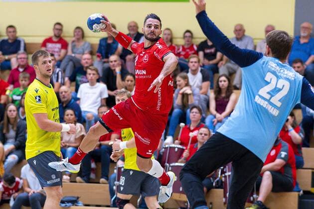 Rodgau, Germany 17 August 2019 DHB Cup 19 20 MT Melsungen vs DjK Rimpar Wölfe Michael Allendorf Melsungen , Torhueter Max Brustmann Rimpar Rodgau Germany