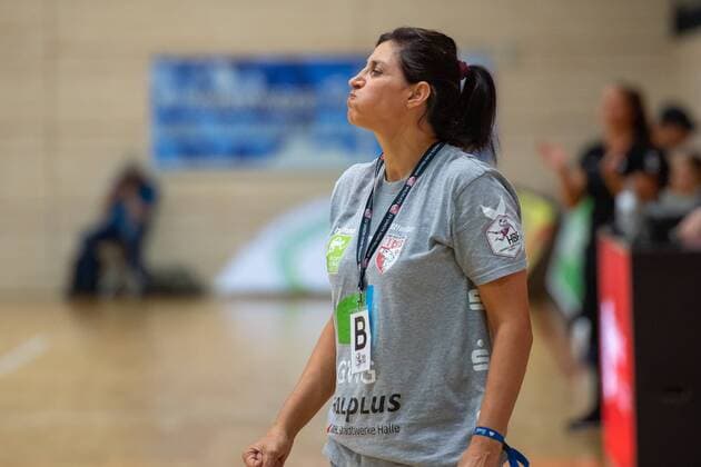 Tanja Logvin Head Coach, SV Union Halle in action SV Union Halle Neustadt Wildcats vs HSG Bad Wildungen Vipers 5 SWH Saale Cup Handball 2 Bundesliga Season 2019 2020 Copyright xVIADATAx xHolgerxJohnx Halle Saale Sachsen Anhalt Germany