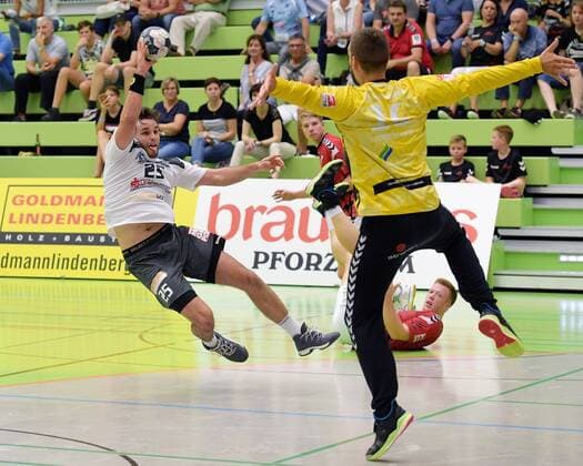 Sebastian Gress ELB against TW Michael Luderschmid FUE DHB Cup, TuS Fuerstenfeldbruck HC Elbflorenz 2006, 17 08 2019 Pforzheim, Germany Copyright: xEibner-Pressefoto Ripbergerx EP_RIP