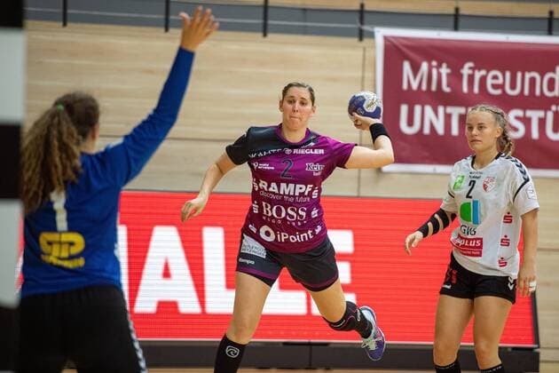 Marlene Zapf Metzingen scoring SV Union Halle Neustadt Wildcats vs TuS Metzingen 5 SWH Saale Cup Handball 2 Bundesliga season 2019 2020 Copyright xVIADATAx xHolgerxJohnx Halle Saale Sachsen Anhalt Germany