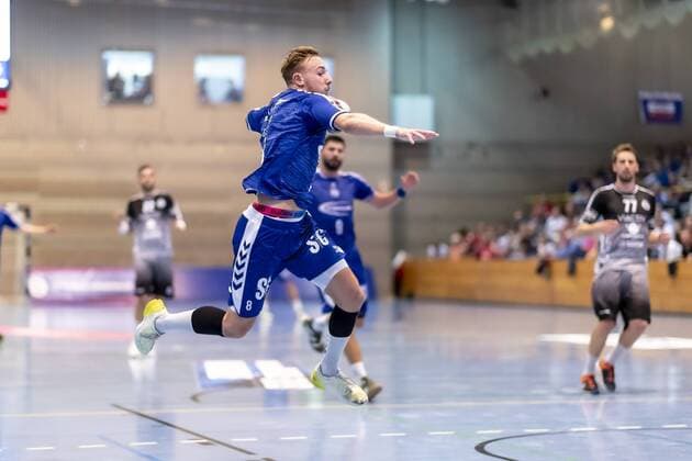 Lukas Blohme Nr 8, VfL Gummersbach VfL Gummersbach vs. VfL Luebeck Schwartau, Handball, DHB Cup, 17 08 19 Luebeck Schleswig Holstein Germany Copyright: xAgentur54Gradx xFelixxKoenigx