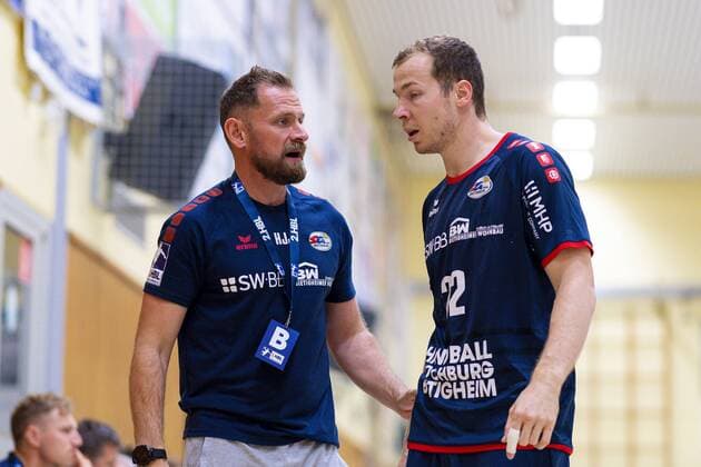 Rodgau, Germany 17 August 2019 DHB Cup 19 20 SG BBM Bietigheim vs HSG Rodgau Nieder Roden v left coach Hannes Jon Jonsson SG BBM Bietigheim , Jonas Link SG BBM Bietigheim Rodgau Germany