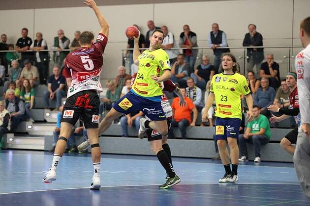Oke Kohnagel HC EMpor Rostock 34 against Tobias Frank Oranienburger HC 5 left GER, Handball, DHB Cup, 1 Round, Semifinal 1, HC Empor Rostock against Oranienburger HC, 17 08 2019 Minden Copyright: xEIBNER JanxStrohdiekx EP_JSK