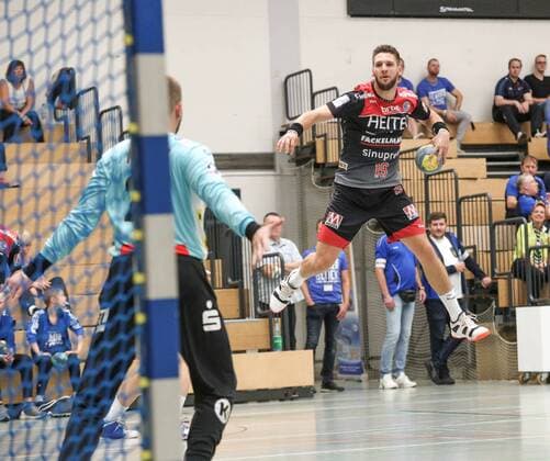 17 08 2019, xmgx, Handball DHB Cup, ThSV Eisenac HC Erlangen II v l Denis Karin Eisenach Sime Ivic Erlangen Hanau Hessen Germany DEU