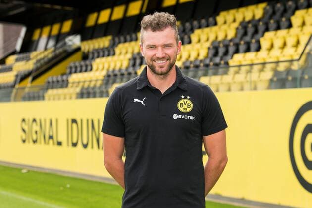 Mathias Kolodziej Borussia Dortmund 1 BL, portrait date 2019 2020 Team2