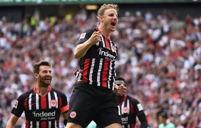 Bilder des Jahres 2019, Sport 08 August Sport Bilder des Tages 18.08.2019, xjhx, Fussball 1.Bundesliga, Eintracht Frankfurt - TSG 1899 Hoffenheim emspor, v.l. Martin Hinteregger (Eintracht Frankfurt) celebrate the goal, Der Torjubel zum 1:0 (DFL DFB REGULATIONS PROHIBIT ANY USE OF PHOTOGRAPHS as IMAGE SEQUENCES and or QUASI-VIDEO) Frankfurt am Main *** 18 08 2019, xjhx, Soccer 1 Bundesliga, Eintracht Frankfurt TSG 1899 Hoffenheim emspor, v l Martin Hinteregger Eintracht Frankfurt celebrate the goal, The goal celebration for the 1 0 DFL DFB REGULATIONS PROHIBIT ANY USE OF PHOTOGRAPHS as IMAGE SEQUENCES and or QUASI VIDEO Frankfurt am Main